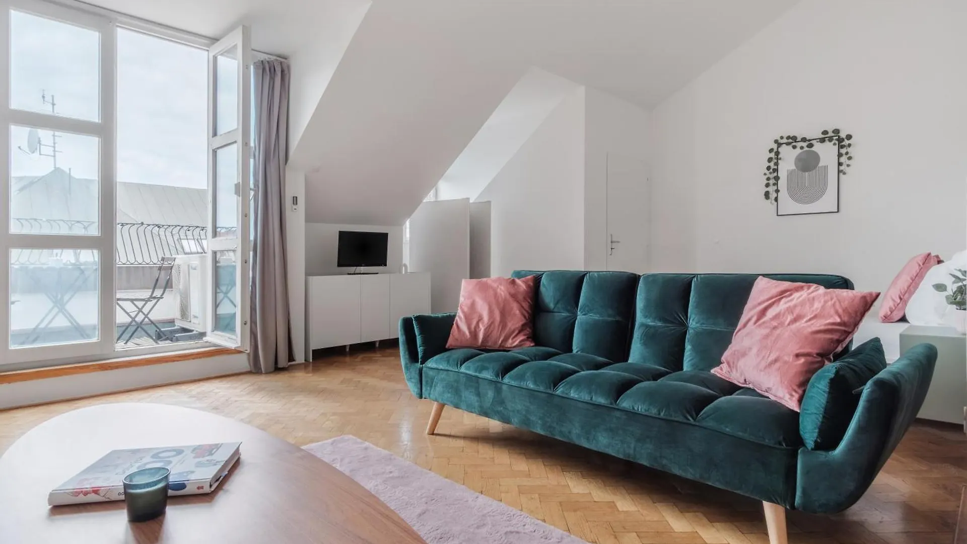 Prague Days - Terrace - Prague Castle View - Ac Apartment Czech Republic